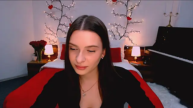 charming_berry's cam snapshot