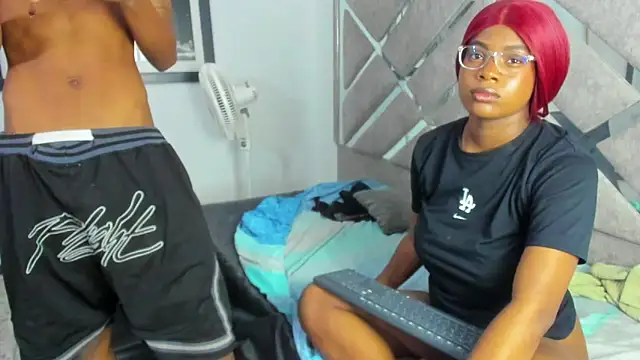 EvaxEmma live sex cam