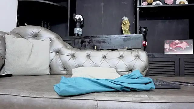 matteosantos live sex cam