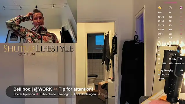 SwingWingWomanSweden live sex cam