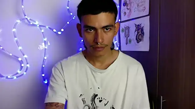 sorry-mom69 live sex cam