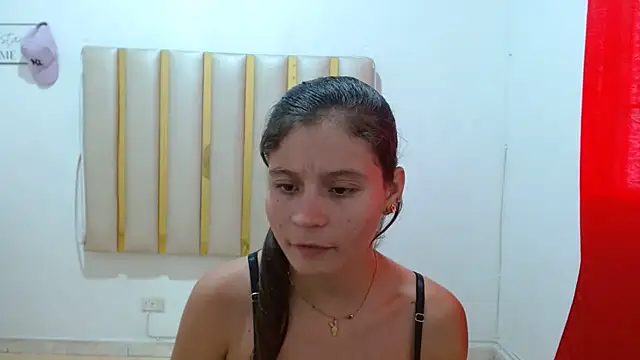 flakita_sexyhot's cam snapshot