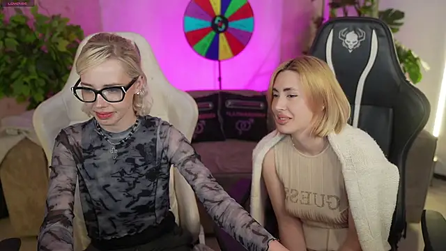 Jessica_start's cam snapshot