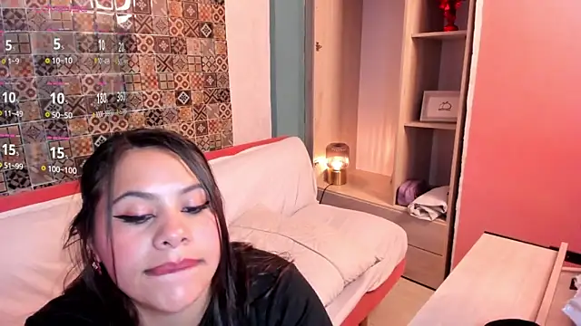 luna_velvett_'s cam snapshot