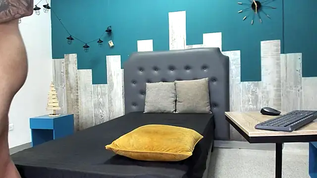 brian_tattoo's cam snapshot