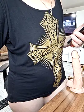 Sweet-milf- live sex cam