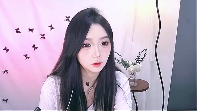 Miao-Maimiao's cam snapshot