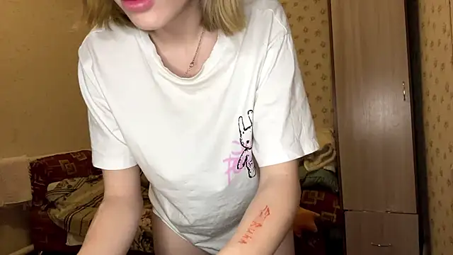 MelaineAytes's cam snapshot