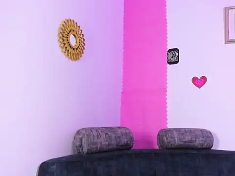 Charlotte_harris_8's cam snapshot