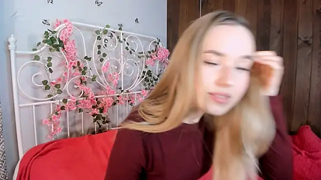 KristleKirst's cam snapshot