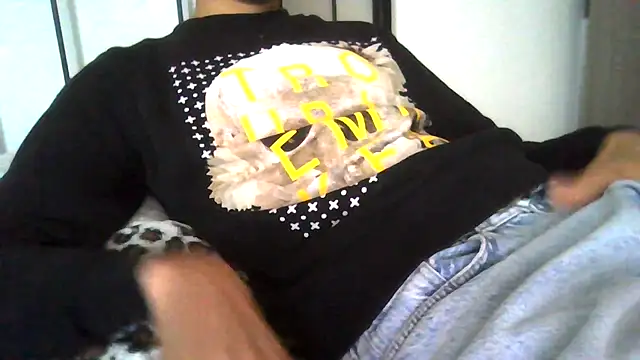 tommyboyteen's cam snapshot