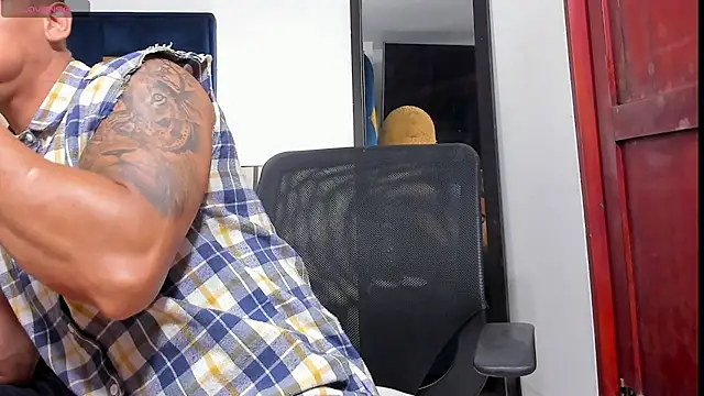 Evan_Storn's cam snapshot