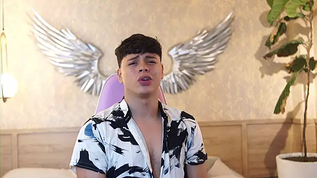 Ethan_occonor live sex cam