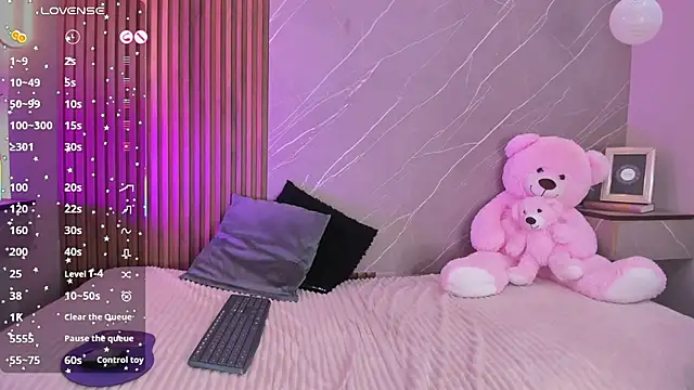 ariana_jhonson1's cam snapshot