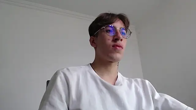 Dio__morningstar's cam snapshot