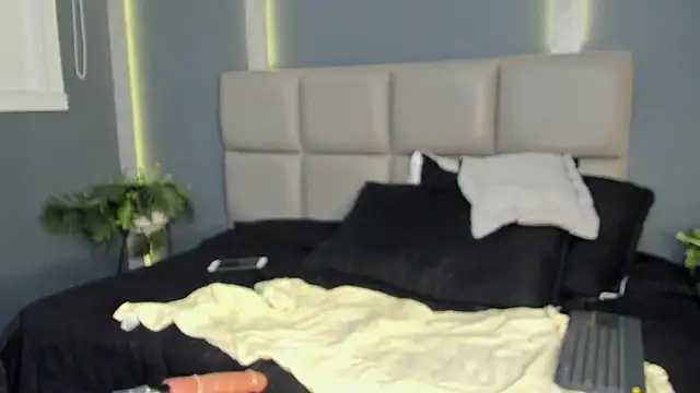 ArohomLester live sex cam