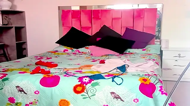 the_queen_aleja live sex cam