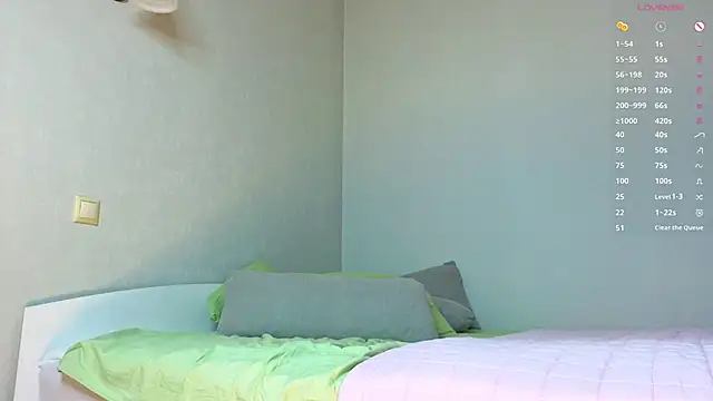 Land_Of_Ozz live sex cam