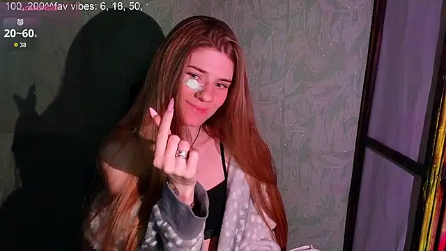 Adell_Love's cam snapshot