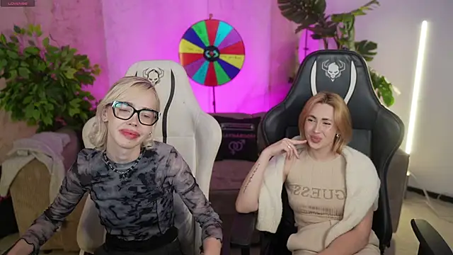 Jessica_start's cam snapshot