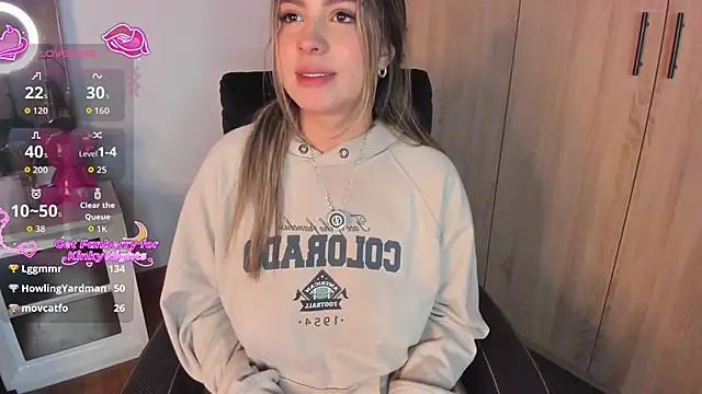 Cloee_Rainbow1 live sex cam