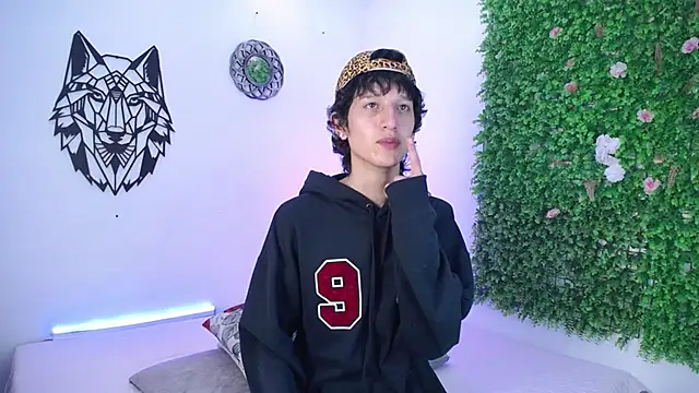 Emo_Boy_ live sex cam