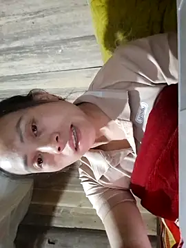 Tuyet_xx live sex cam