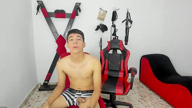 Harry_LatinBoy live sex cam