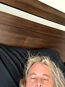 zeus337 live sex cam