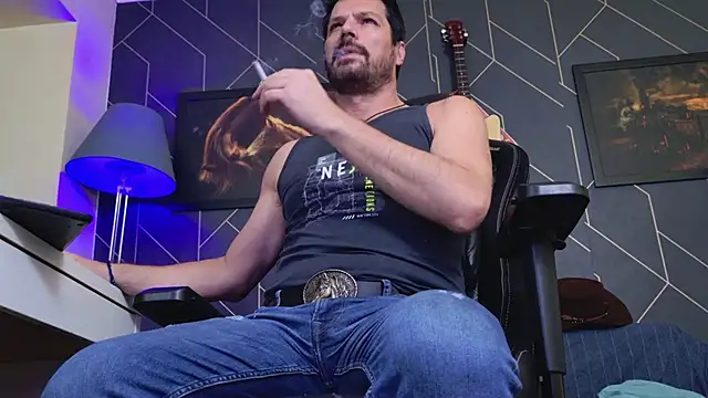 ChrisKox live sex cam