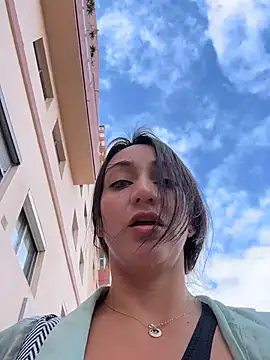 Ninabigtitied live sex cam