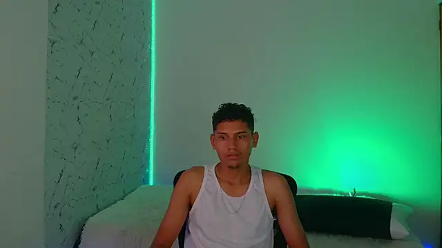 the_crackopry's cam snapshot