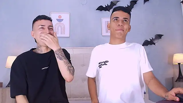 DamianAndMAximoo's cam snapshot