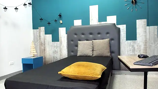 brian_tattoo's cam snapshot