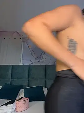 kiim_taaylor live sex cam