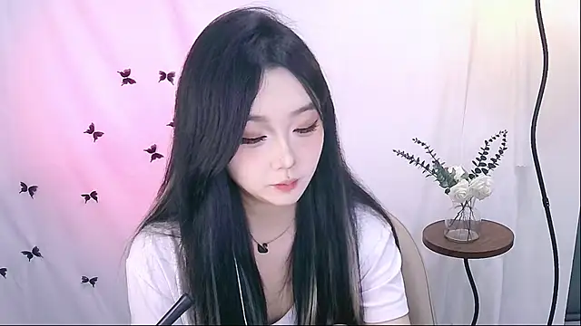 Miao-Maimiao's cam snapshot