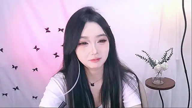 Miao-Maimiao's cam snapshot