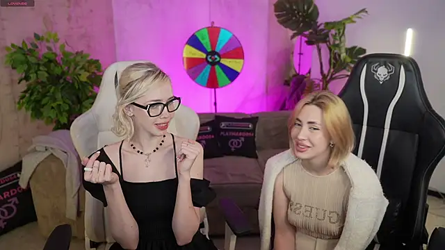 Jessica_start's cam snapshot