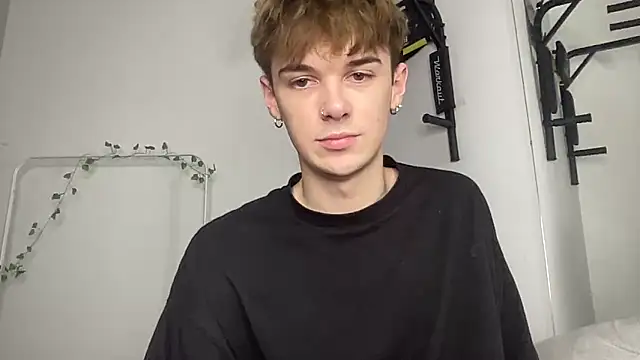 Milk_Guy live sex cam