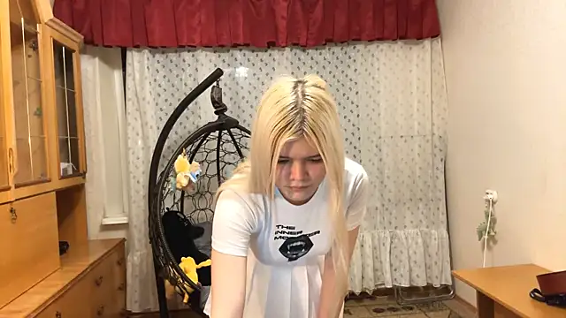 LouannHamad's cam snapshot