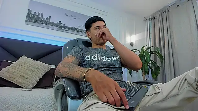 Damian23__ live sex cam