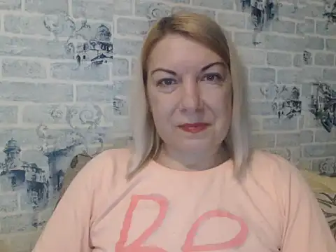 Lillia_Ray's cam snapshot