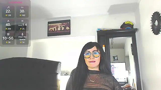 Vicky_hotmilf's cam snapshot