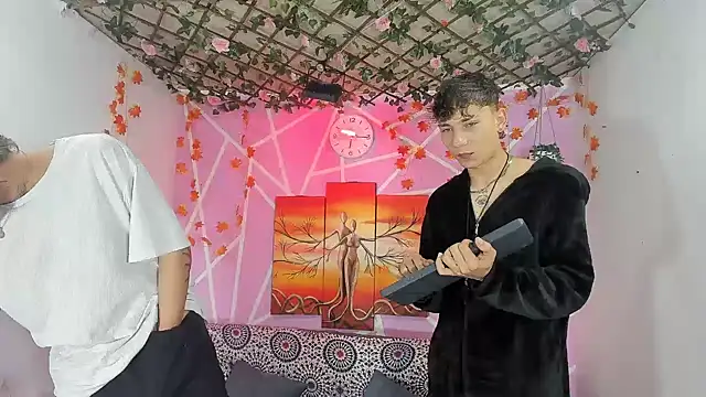 Fresahot2005's cam snapshot