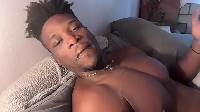 MrDaddyBlackNi9e's cam snapshot