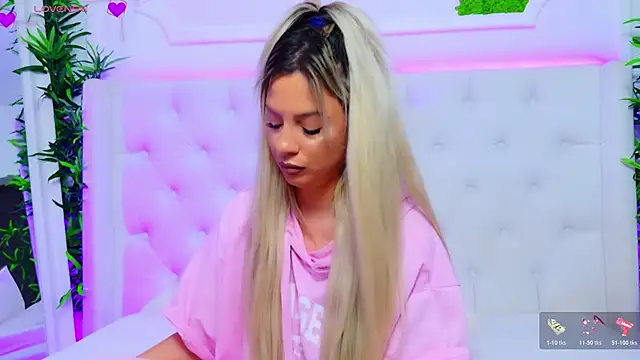 AriannaSins live sex cam