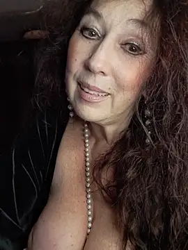 GypsyEsmeralda live sex cam