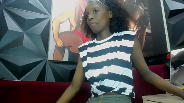 Zuzu_angel's cam snapshot