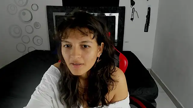 Mia_and_Kenai live sex cam