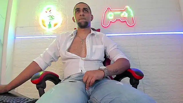 Paolo_johnson's cam snapshot